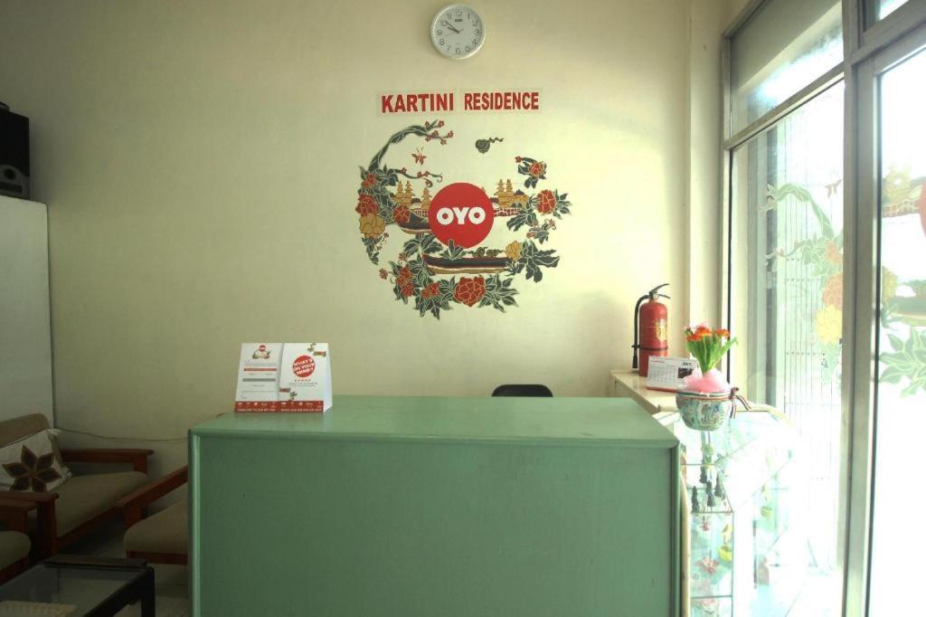 Oyo 1448 Kartini Residence Syariah Bandar Lampung Exteriör bild