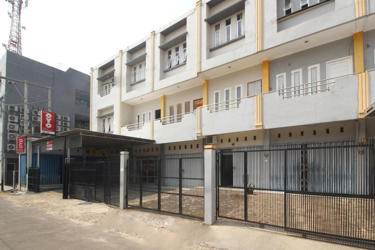 Oyo 1448 Kartini Residence Syariah Bandar Lampung Exteriör bild