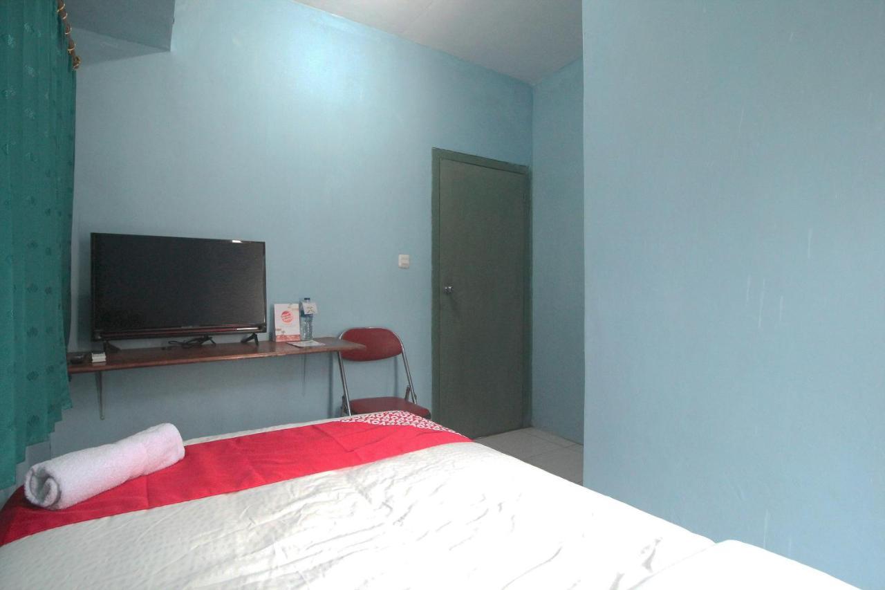 Oyo 1448 Kartini Residence Syariah Bandar Lampung Exteriör bild