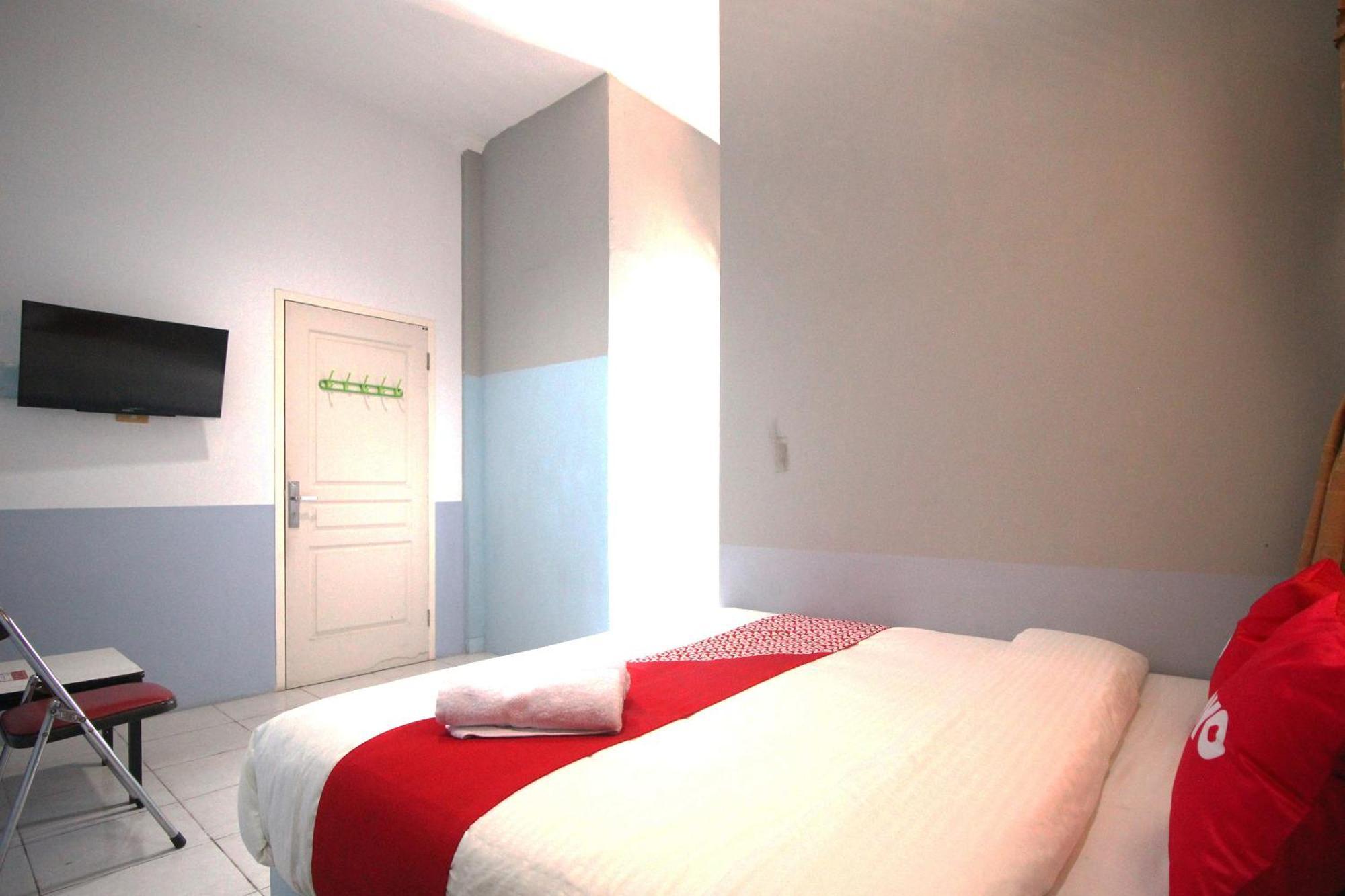 Oyo 1448 Kartini Residence Syariah Bandar Lampung Exteriör bild